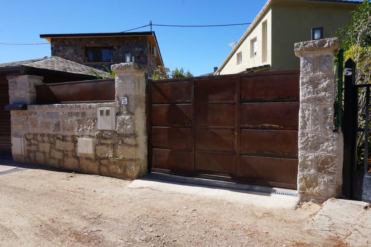 La Casita De Mani Villa Cercedilla Luaran gambar